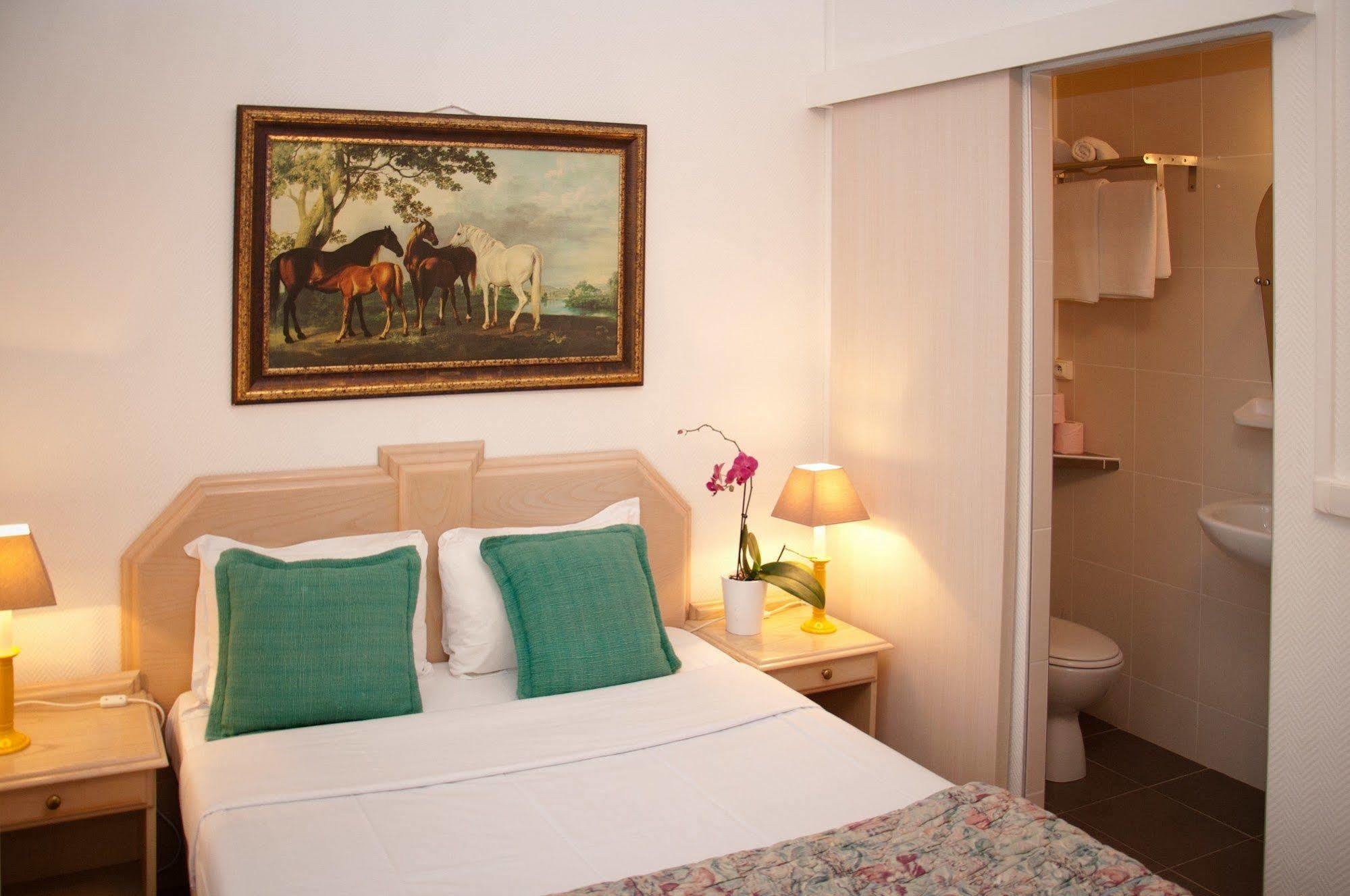 Castel De Siam Hotel Houlgate Ngoại thất bức ảnh